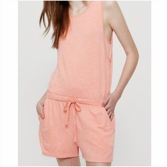 Loft Lou & Grey SignatureSoft Romper Coral Size Medium NWT - Picture 2 of 6